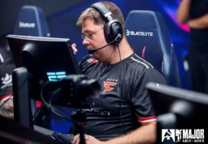 FaZe Clan Crashes Out! CAC Playoffs Bracket Set 1 54604442328 9fa2311f10 4k 300x208 1